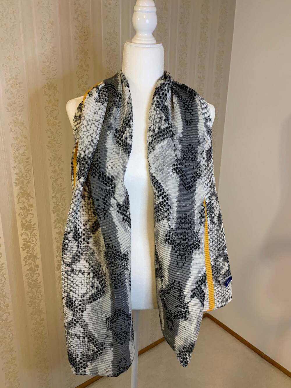 Fashion Scarf (NEW)